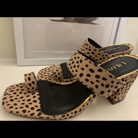 Cheetah Print Toe Loop Heels - Picture 5 of 5